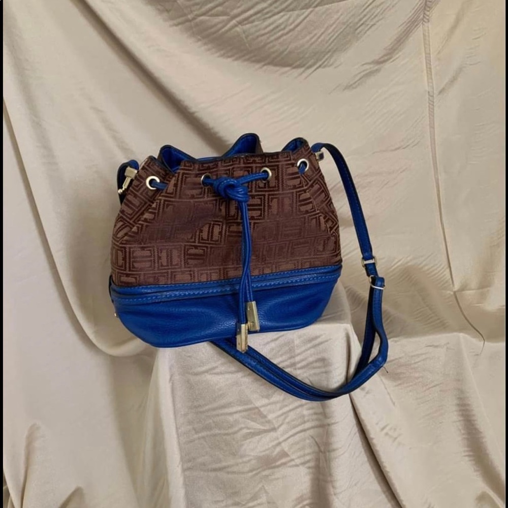 IVANKA TRUMPH PURSE